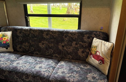 Forks House | 1-bedroom camper trailer minutes from Olympic Peninsula