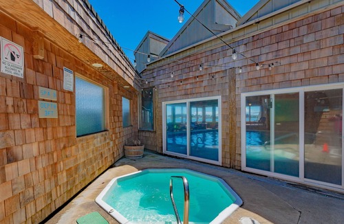 Historic Bayfront Apartment | 1-Bedroom King Suite with Balcony & Resort Views