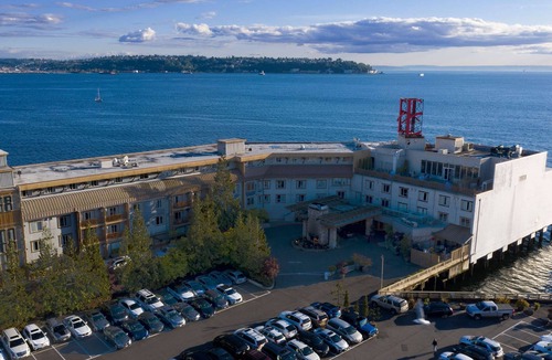 Downtown Seattle Hotel | 1-Bedroom Suite at a 4⭐️ Hotel