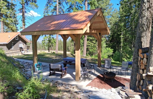 Hamilton Cabin | 1 Bedroom with Sleeping loft queen.