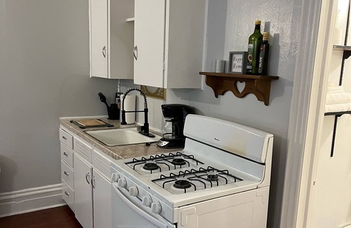 Flint Apartment | #1 Central Park Downtown Apartment