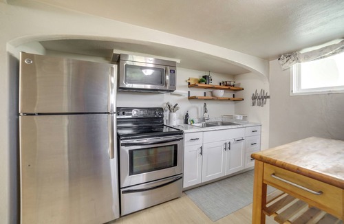 Caldwell Apartment | 1 Mi to College of Idaho! Walkable Downtown Apt