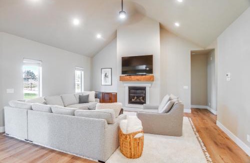 Lava Hot Springs House | 1 Mi to Pools: Chic Lava Hot Springs Home