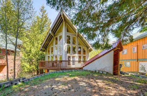 Hyak House | < 1 Mi to The Summit! A-Frame Getaway w/Mtn Views