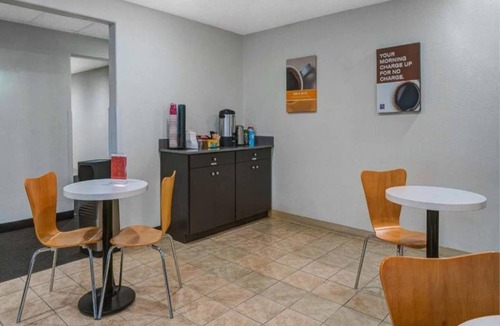 Idaho Falls Apartment | 1 Queen Bed | Suite, Nsmk, Micfridge, Sofa-Bed