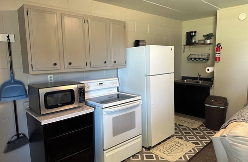 Sheldon Apartment | #1 studio with AC in Sheldon