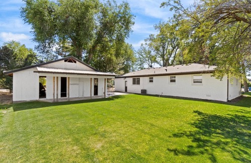 Northwest Boise City House | 10 min to Downtown Eagle & 15 min to Downtown Boise! 2 KING BEDS | 3 month+ Stays Welcome!