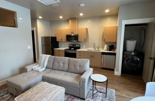La Grande Apartment | 108 Spacious studio rental in La Grande