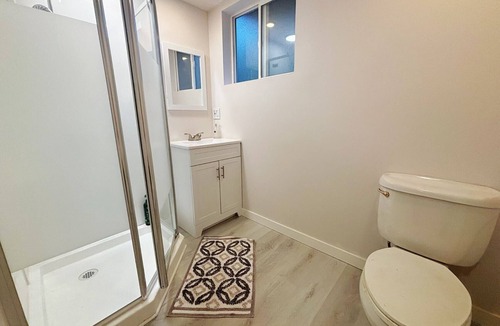 Somerset House | 108 & up, new renovated unit in Bellevue, easy access to Seattle & other citiesn