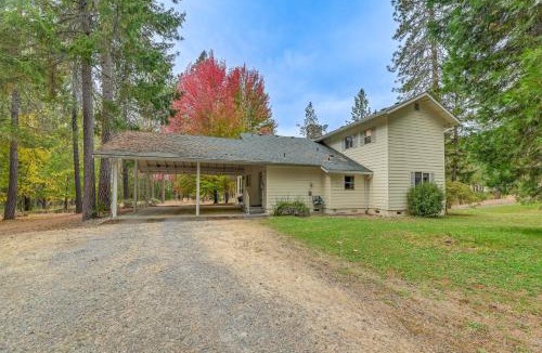 Murphy House | 11 Mi to Cathedral Hills: Home w/Wooded Views!