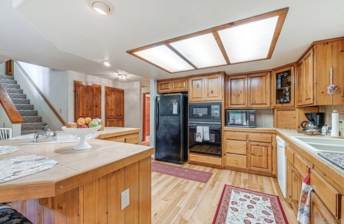 Murphy House | 11 Mi to Cathedral Hills: Home w/Wooded Views!