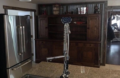 White Bird House | 160 acre hunting and fishing lodge or private retreat.