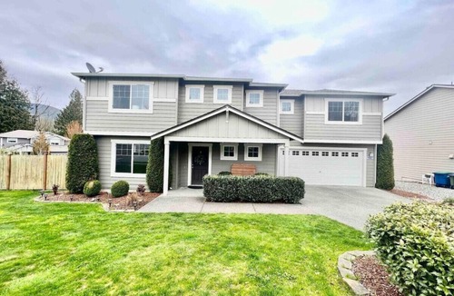 Sedro-Woolley House | 169) Most comfortable beds in Sedro-Woolley!
