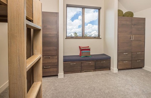 Big Sky House | 18 Alpine Bend (6-Bedroom Home) with Mountain view by Moonlight Basin Lodging