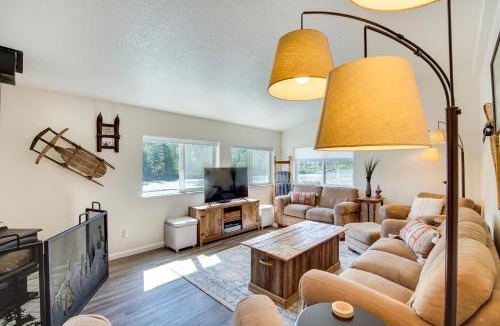 Packwood House | 18 Mi to Mt Rainier! Scenic Cowlitz River Escape