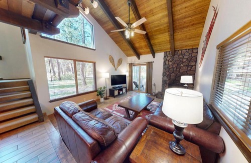 Tennis Village Apartment | 19 Tennis Village by SunRiver