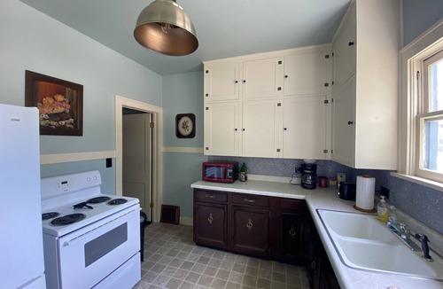 Weiser House | 1930 Bungalow near downtown Weiser