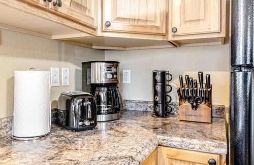 Coeur d'Alene House | 1BR Coeur d'Alene Bungalow - <0.5mi to Lake