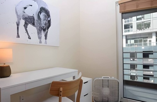 Downtown Seattle Apartment | 1BR | Gym, Pool | Pike Place Market | Sophari