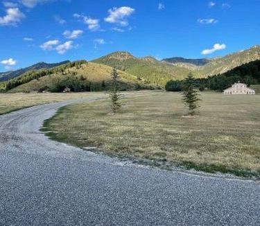 Etna House | 2 bed 2 bath Barndominium Unit A