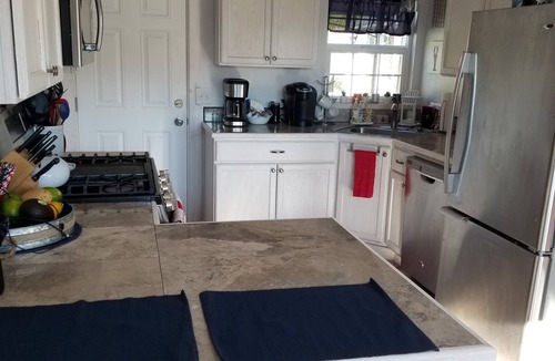 Birch Bay Cottage | 2 Bedroom Cottage in Blaine perfect for a getaway just steps to the water.