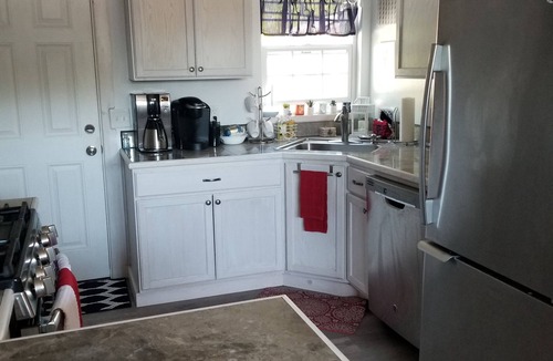 Birch Bay Cottage | 2 Bedroom Cottage in Blaine perfect for a getaway just steps to the water.