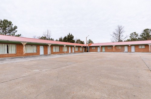 Holly Springs Apartment | 2 Full Bed Smoking | Holly Springs MS
