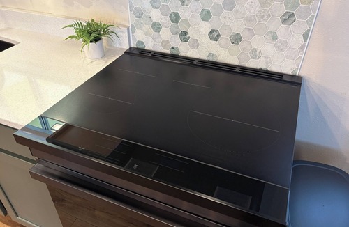 Coeur d'Alene House | 2 King Suites & A Secret Bookcase Room + Pool Table & Ping Pong, AC