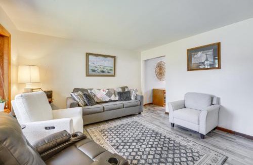 Harrison House | 2 Mi to Lake St Clair Boat Launch: Family Friendly