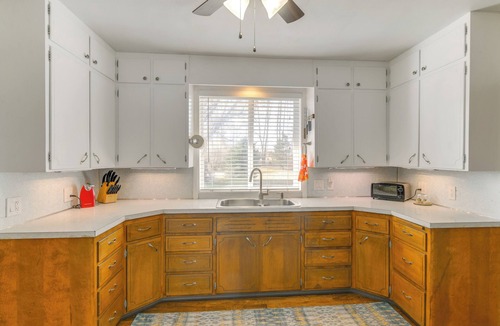 Rigby House | 2 Mi to Snake River: Quaint Farmhouse w/Patio!