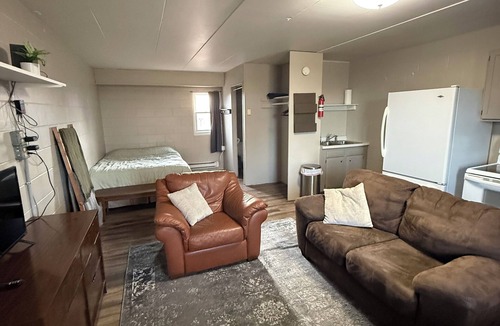 Sheldon Apartment | #2 Studio apartment with AC in Sheldon