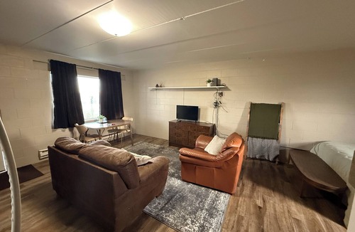 Sheldon Apartment | #2 Studio apartment with AC in Sheldon