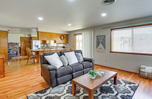 Sequim House | 2-Unit Family Combo, Walk to Downtown Sequim!