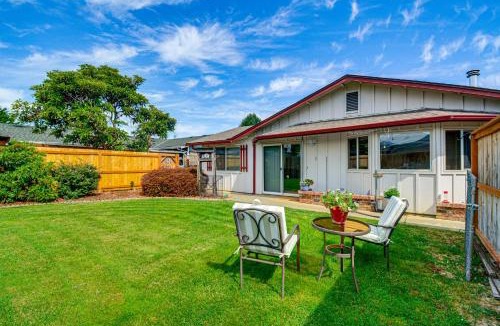 Sequim House | 2-Unit Family Combo, Walk to Downtown Sequim!