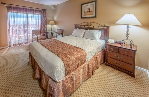 Genoa Hotel | 2 Units | Elegant Tahoe Escape | Natural Hot Springs & Scenic Mountains