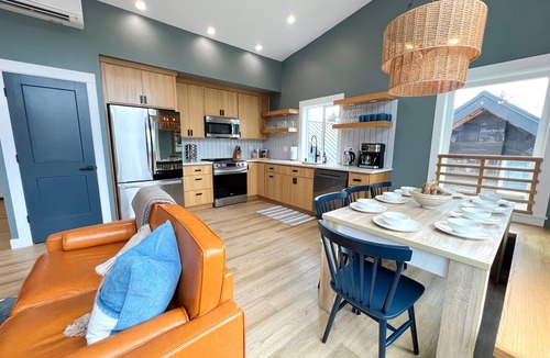 Ocean Shores Cabin | 2 Villas Sleeps 21 Theater Sauna Hot Tubs