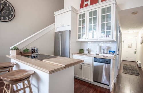 Charlevoix Condo | 205 Pointes North | Downtown Charlevoix | Indoor/Outdoor Pool | Balcony