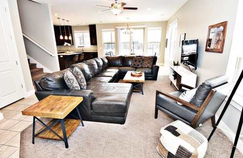 Moab House | 209 m² House ∙ 4 bedrooms ∙ 14 guests