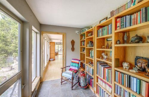 Sula House | 22 Mi to Lost Trail Skiing: Serene Winter Retreat