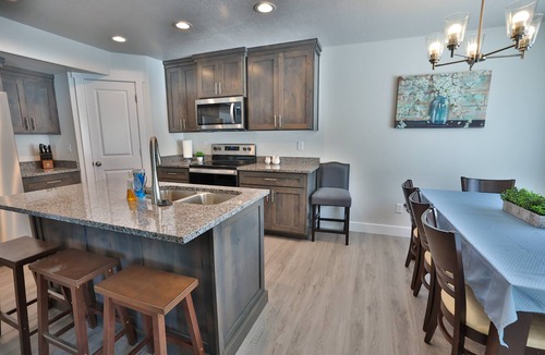 Garden City House | 225 - Bear Lake Escapes. Beautiful & brand new! Unbeatable location in Garden City