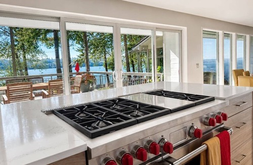 Freeland House | 23 Acres Gated Waterfront Estate on Whidbey Island