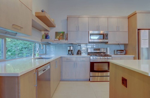Hood River House | 255 m² House ∙ 3 bedrooms ∙ 6 guests
