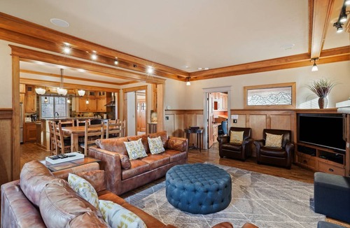 River Terrace House | 279 m² House ∙ 4 bedrooms ∙ 10 guests