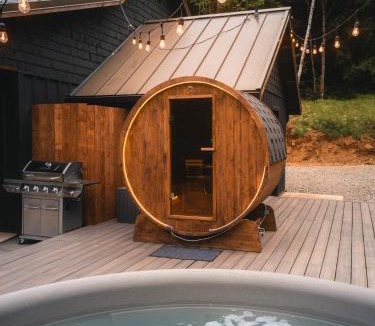 Port Angeles House | 28-Acre Olympic Cabin Hot Tub Sauna Private