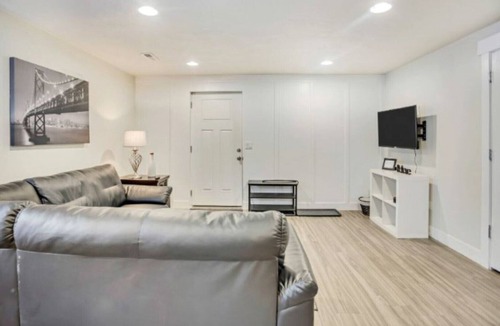 Vineyard Apartment | 2BED-1BATH Apartment Close to Utah Lake & Colleges
