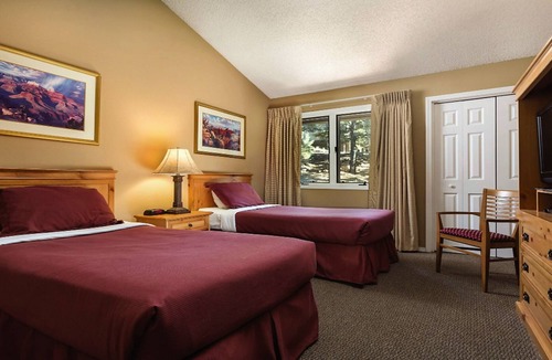 Flagstaff Resort | 2Bed/2Bath Deluxe Unit in Flagstaff! Complete w/Golf, Pools, and More!