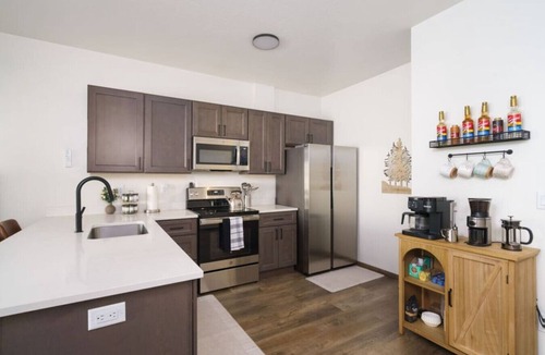 Coeur d'Alene Villa | 2BR/2.5BA 15 Min. Silverwood, 9 Min. Hayden Lake