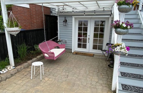 Alki House | 2BR 2BA Alki Beach Waterfront Retreat Ext. Stay