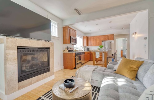 Belmont Apartment | 2BR/2BA Sunny Retreat Parks + Coffee Nearby