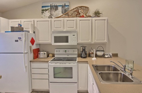 Charlevoix Condo | 2BR Condo in Charlevoix, walking distance to Ferry Beach